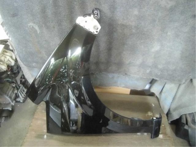 【中古】中古部品 ムーヴ L175S 右ﾌﾛﾝﾄﾌｪﾝﾀﾞｰ 【3340180100-001644972310600】