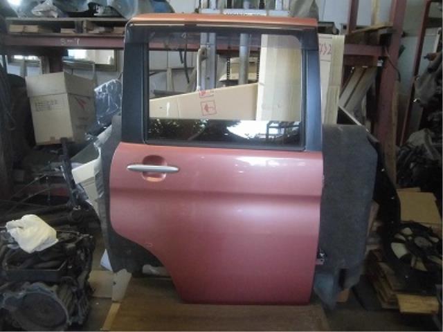 【中古】中古部品 タント L375S 右ﾘｱﾄﾞｱ 【3340180100-001696576413300】
