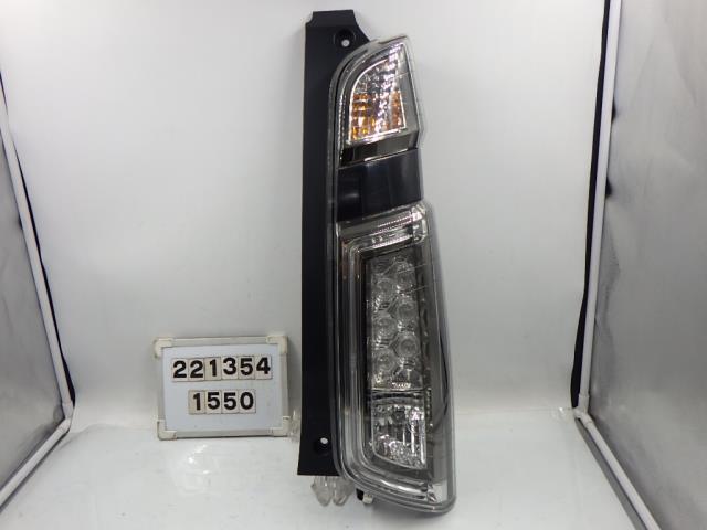【中古】中古部品 Ｎ－ＷＧＮ JH2 右ﾃｰﾙﾗﾝﾌﾟ 【3330890100-000022135415500】