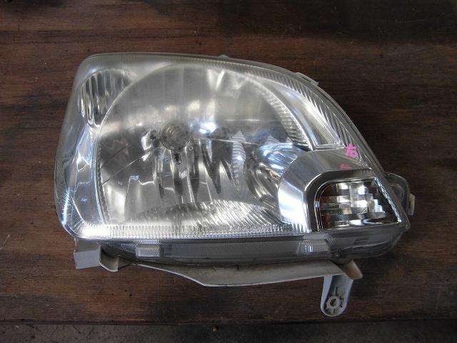 【中古】中古部品 ミラ L250V 右ﾍｯﾄﾞﾗﾝﾌﾟ 【3340180100-001126037010800】