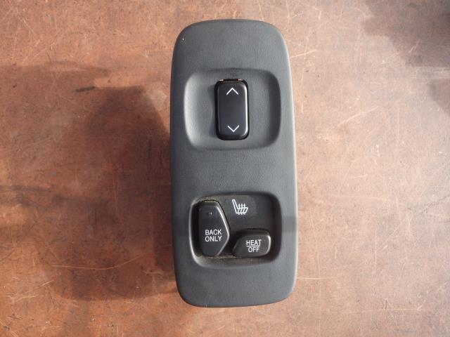 【中古】中古部品 キャデラック ドゥビル AK64K ﾊﾟﾜｰｳｲﾝﾄﾞｳｽｲｯﾁ 【3331010800-000020452961900】