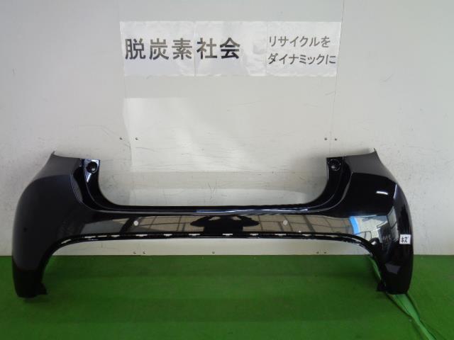 【中古】中古部品 ヤリス KSP210 ﾘｱﾊﾞﾝﾊﾟｰ 【3380050000-000033747115100】