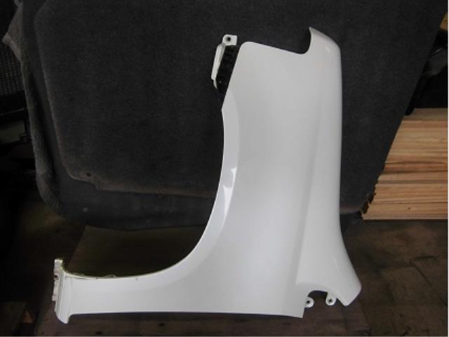 【中古】中古部品 モビリオスパイク GK1 左ﾌﾛﾝﾄﾌｪﾝﾀﾞｰ 【3340180100-001366543110700】 8,250円