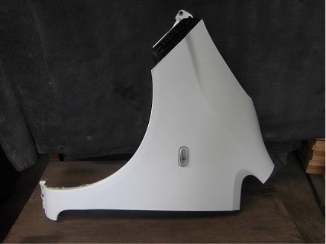 【中古】中古部品 ライフ JB5 左ﾌﾛﾝﾄﾌｪﾝﾀﾞｰ 【3340180100-001427685010700】