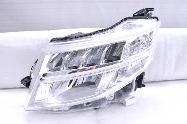 【中古】中古部品 ルーミー M900A 左ﾍｯﾄﾞﾗﾝﾌﾟ 【3260520000-221202500310900】