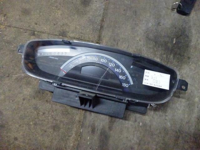 【中古】中古部品 フリード GB3 ｽﾋﾟｰﾄﾞﾒｰﾀｰ 【3310410000-000213076761400】