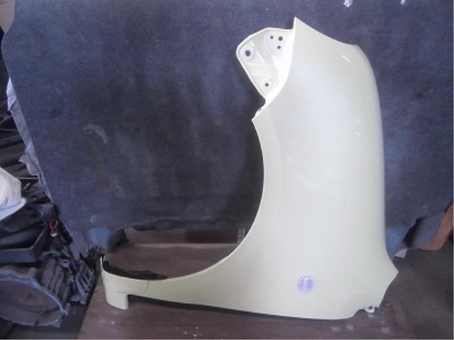【中古】中古部品 ムーヴラテ L550S 左ﾌﾛﾝﾄﾌｪﾝﾀﾞｰ 【3340180100-001693144610700】