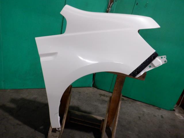 【中古】中古部品 ステップワゴン RK1 右ﾌﾛﾝﾄﾌｪﾝﾀﾞｰ 【3340140100-000022324910600】