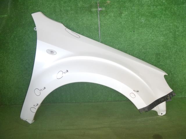 【中古】中古部品 フォレスター SH5 右ﾌﾛﾝﾄﾌｪﾝﾀﾞｰ 【3330370100-000223040310600】