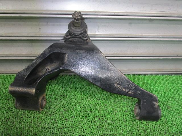 【中古】中古部品 キャンター FDA00 右ﾌﾛﾝﾄﾛｱｱｰﾑ 【3330540100-221212000751720】
