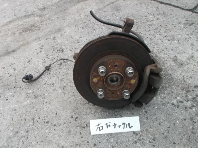 【中古】中古部品 Ｎ－ＢＯＸ JF1 右ﾌﾛﾝﾄﾅｯｸﾙﾊﾌﾞ 【3310010100-221213500344310】