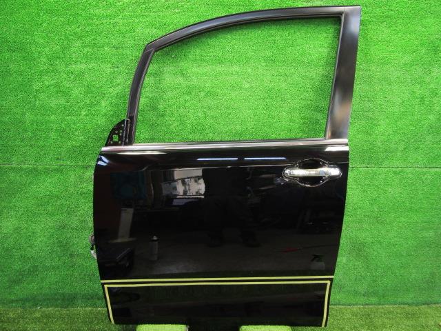 【中古】中古部品 エスクァイア ZRR80G 左ﾌﾛﾝﾄﾄﾞｱ 【3330200100-220145000013200】
