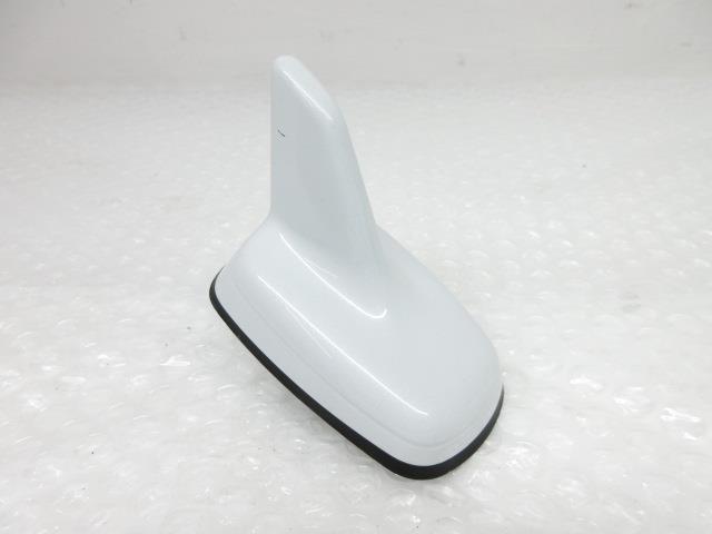 【中古】中古部品 アウディ Q3 8UCCZF ｱﾝﾃﾅ 【3500170000-221215502661000】