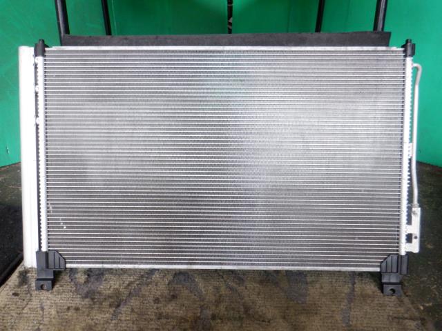 【中古】中古部品 スカイライン HV37 ｺﾝﾃﾞﾝｻｰ 【3340140100-000022338760600】