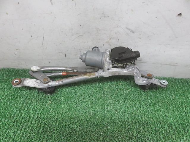 【中古】中古部品 アクア NHP10 ﾌﾛﾝﾄﾜｲﾊﾟｰﾓｰﾀｰ 【3330380100-000034042061600】