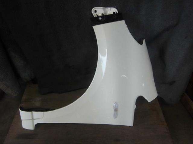 【中古】中古部品 ソニカ L405S 左ﾌﾛﾝﾄﾌｪﾝﾀﾞｰ 【3340180100-001539520710700】
