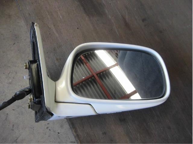 【中古】中古部品 マークII JZX110 右ｻｲﾄﾞﾐﾗｰ 【3340180100-001333677013500】