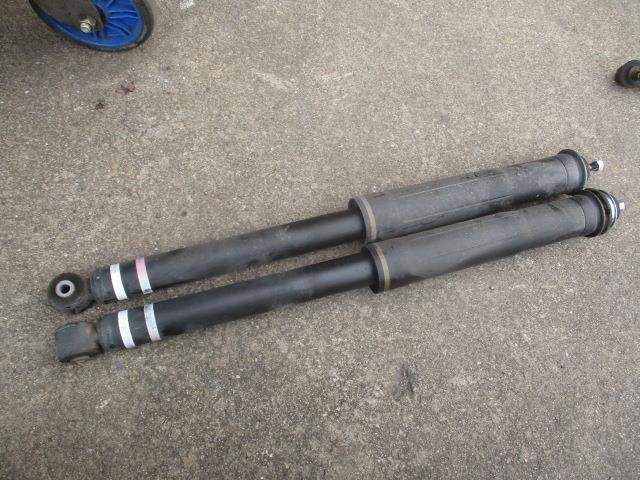 【中古】中古部品 アクア NHP10 ﾊﾞｯｸﾄﾞｱﾀﾞﾝﾊﾟｰ 【3310190100-000223032677250】