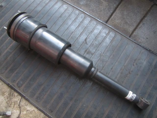 【中古】中古部品 レクサス LS USF40 右ﾘｱｴｱｻｽ 【3330410100-221220000150320】