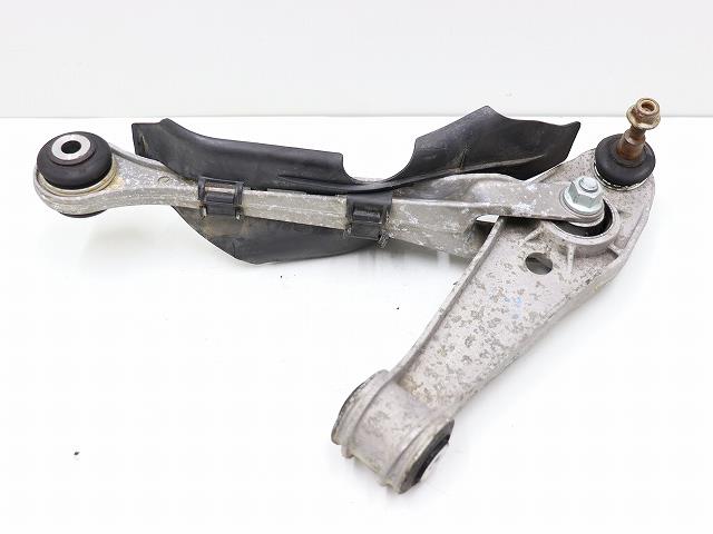 【中古】中古部品 ポルシェ 911シリーズ 99666 右ﾌﾛﾝﾄﾛｱｱｰﾑ 【3310070100-000153010251720】