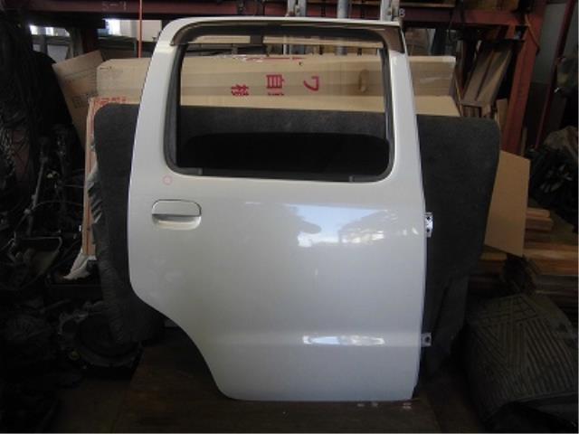 【中古】中古部品 ムーヴラテ L550S 右ﾘｱﾄﾞｱ 【3340180100-001630090913300】 12,269円