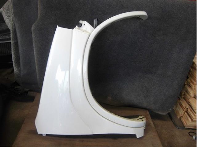 【中古】中古部品 ＫＥＩ HN22S 右ﾌﾛﾝﾄﾌｪﾝﾀﾞｰ 【3340180100-001337038910600】