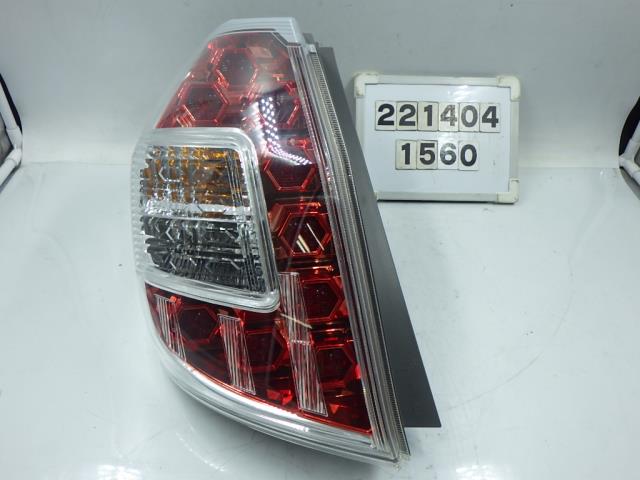 【中古】中古部品 フィットシャトル GG7 左ﾃｰﾙﾗﾝﾌﾟ 【3330890100-000022140415600】