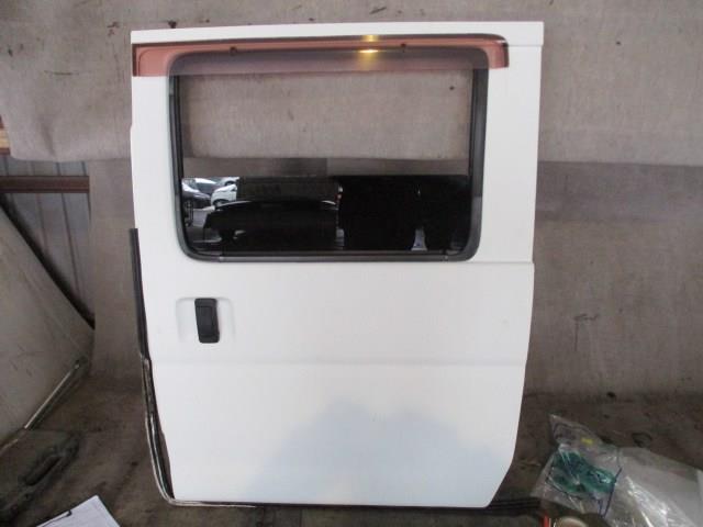 【中古】中古部品 ハイゼット S331V 左ﾘｱﾄﾞｱ 【3330220100-230107000113400】