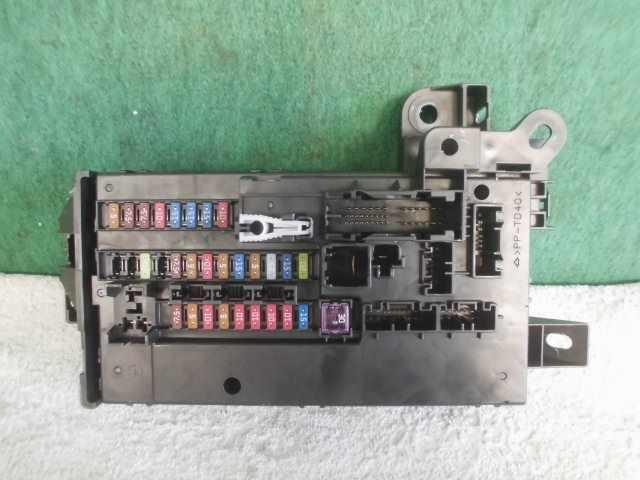 【中古】中古部品 キャスト LA250S ﾋｭｰｽﾞﾎﾞｯｸｽ 【3310420000-000002148967800】｜e-cleマート