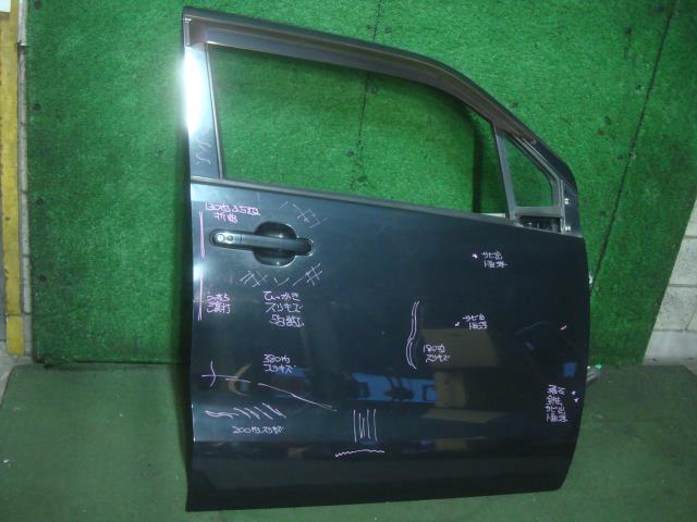 【中古】中古部品 ワゴンＲ MH23S 右ﾌﾛﾝﾄﾄﾞｱ 【3340220100-000223050313100】