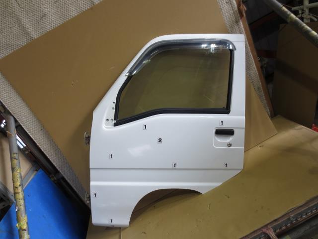 【中古】中古部品 サンバー TT2 左ﾌﾛﾝﾄﾄﾞｱ 【3330460100-000001545013200】