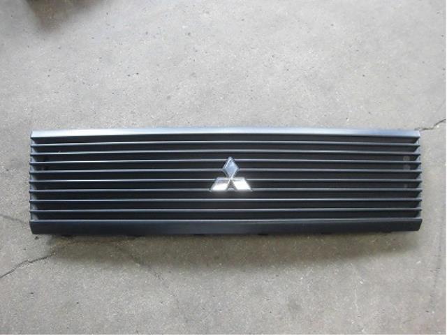 【中古】中古部品 ミニキャブ U62V ﾗｼﾞｴｰﾀｸﾞﾘﾙ 【3340180100-001360002710400】
