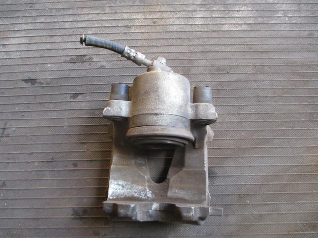 【中古】中古部品 VW ザ・ビートル 16CBZ 左ﾌﾛﾝﾄｷｬﾘﾊﾟｰ 【3500080000-220901000344360】