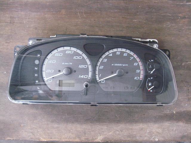 【中古】中古部品 ワゴンＲ MC12S ｽﾋﾟｰﾄﾞﾒｰﾀｰ 【3340180100-000900047461400】