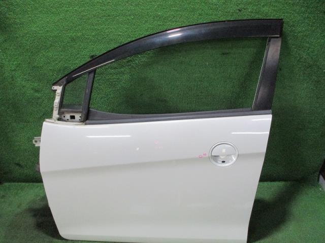【中古】中古部品 セルボ HG21S 左ﾌﾛﾝﾄﾄﾞｱ 【3500080000-221011000213200】