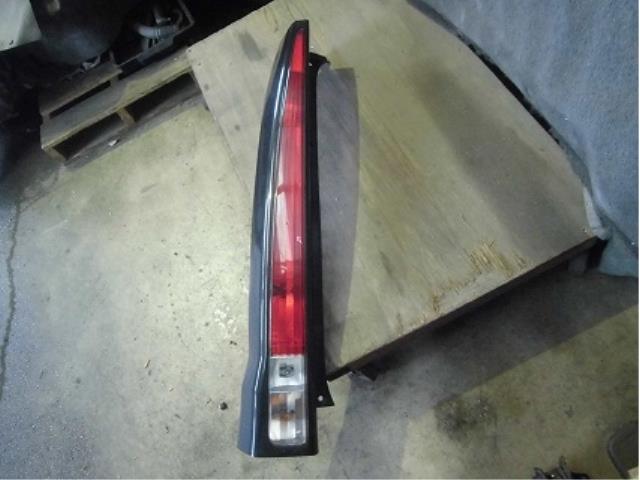 【中古】中古部品 ムーヴ L175S 左ﾃｰﾙﾗﾝﾌﾟ 【3340180100-001434945315600】