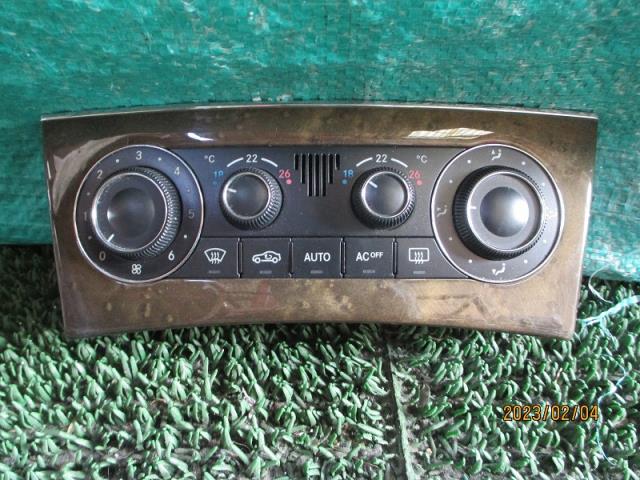 【中古】中古部品 ベンツ Cクラス 203240 A/Cｽｲｯﾁﾊﾟﾈﾙ 【3500080000-221102000560900】