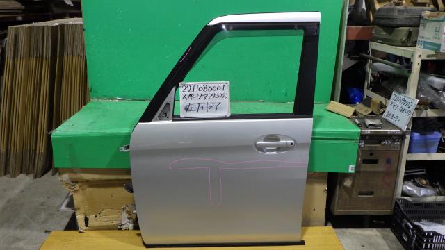 【中古】中古部品 スペーシア MK32S 左ﾌﾛﾝﾄﾄﾞｱ 【3330340100-221108000113200】