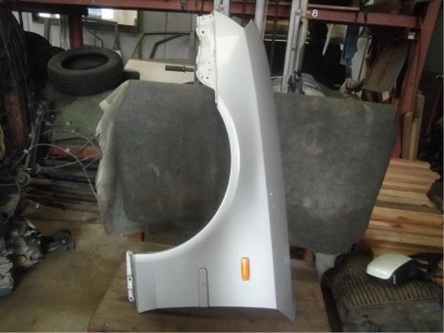 【中古】中古部品 セドリック MY34 左ﾌﾛﾝﾄﾌｪﾝﾀﾞｰ 【3340180100-001578748710700】