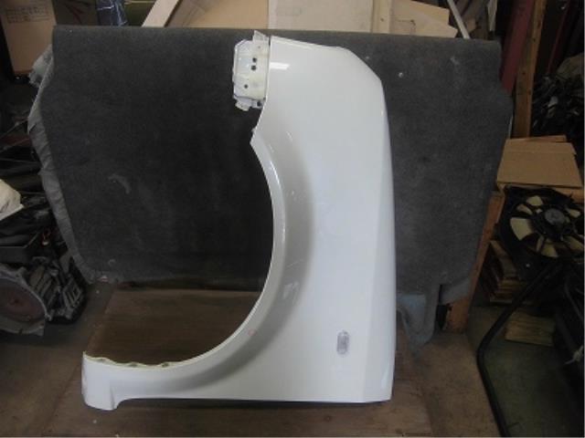 【中古】中古部品 キューブ BZ11 左ﾌﾛﾝﾄﾌｪﾝﾀﾞｰ 【3340180100-001699780010700】