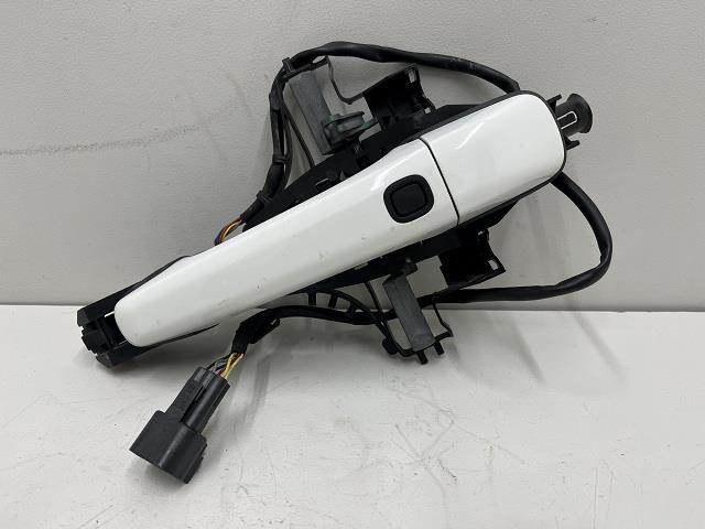 新品本物】 中古部品 ボルボ 80シリーズ AB4164T ｱｳﾀｰﾊﾝﾄﾞﾙ 