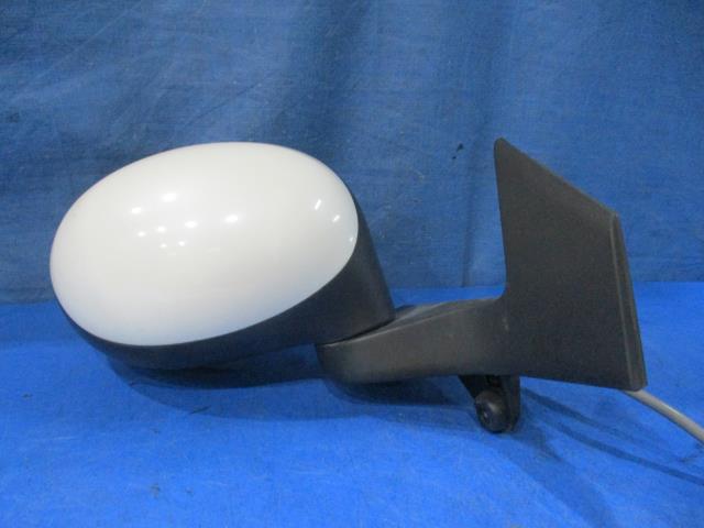 【中古】中古部品 モコ MG22S 右ｻｲﾄﾞﾐﾗｰ 【3310160100-000004236613500】 7,877円