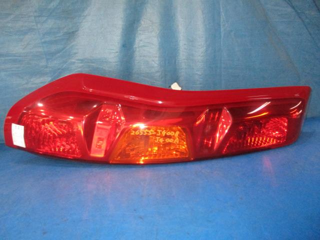 【中古】中古部品 エクストレイル NT31 左ﾃｰﾙﾗﾝﾌﾟ 【3310160100-000004237615600】