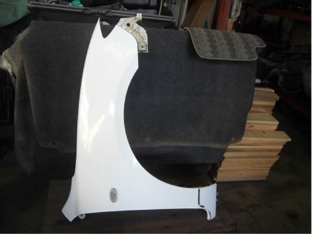【中古】中古部品 アクセラ BK5P 右ﾌﾛﾝﾄﾌｪﾝﾀﾞｰ 【3340180100-001385844610600】