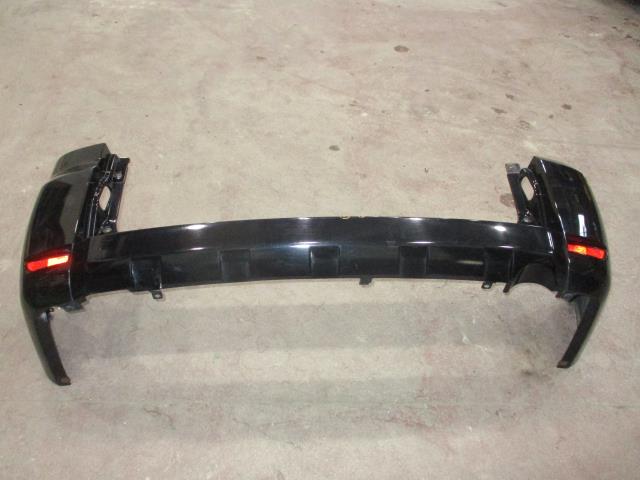 【中古】中古部品 デリカD5 CV5W リアバンパー 【3310160100-000004144515100】|e-cleマート