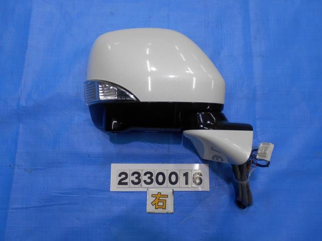 【中古】中古部品 エルグランド TE52 右サイドミラー 【3310040100-000233001613500】
