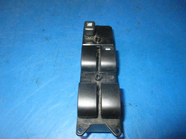 【中古】中古部品 デリカＤ5 CV5W ﾊﾟﾜｰｳｲﾝﾄﾞｳｽｲｯﾁ 【3310160100-000004144561900】