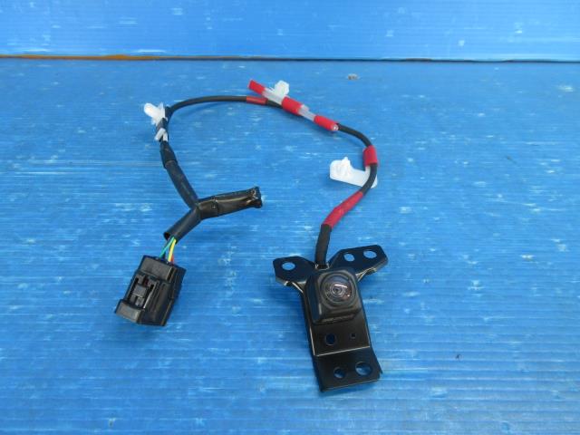 【中古】中古部品 ムーヴ LA150S ｶﾒﾗ 【3310550000-230209000315850】