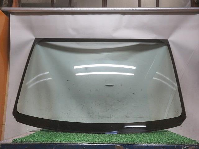 【中古】中古部品 ｅＫスペース B11A ﾌﾛﾝﾄｳｲﾝﾄﾞｶﾞﾗｽ 【3330380100-000035005611200】
