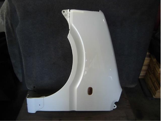 【中古】中古部品 ムーヴ L900S 左ﾌﾛﾝﾄﾌｪﾝﾀﾞｰ 【3340180100-001414948910700】